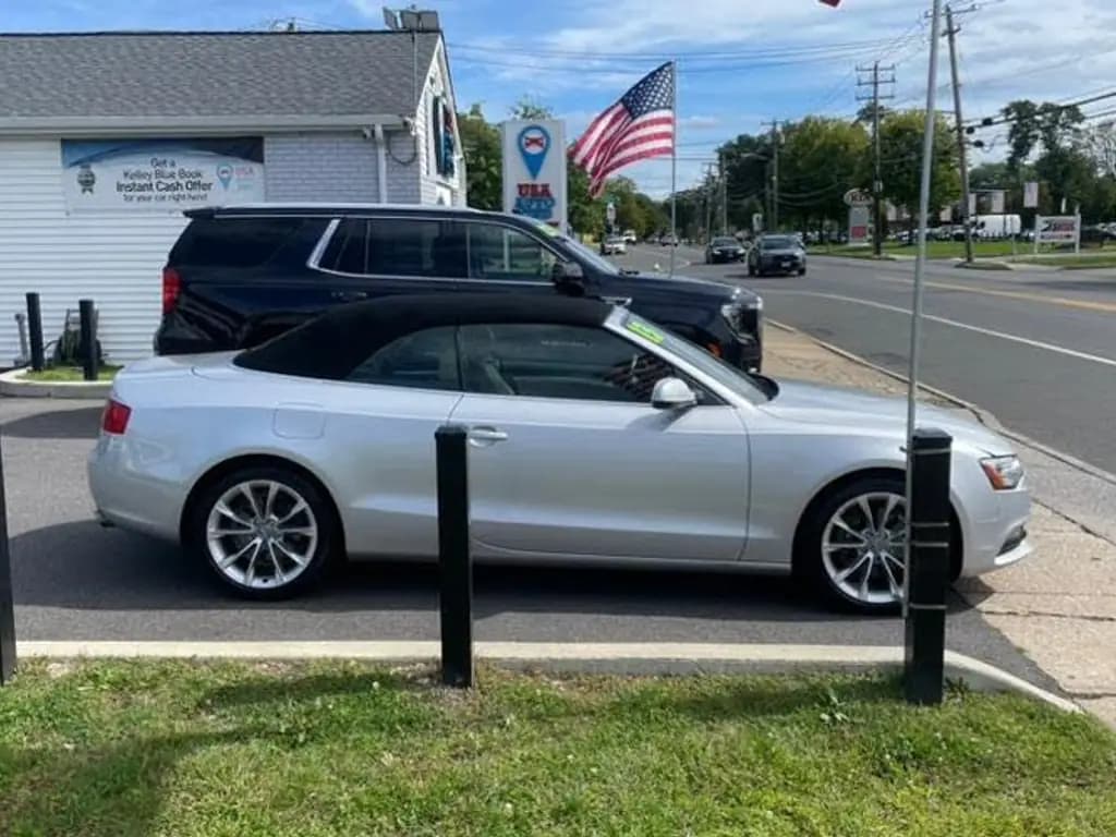 Audi A5 Cabriolet side view, phone photo before CarShots