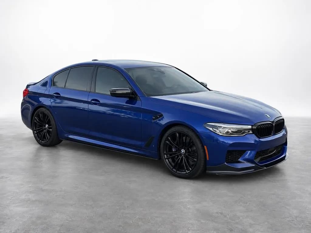 BMW M5 on the CarShots High-Key Studio backdrop
